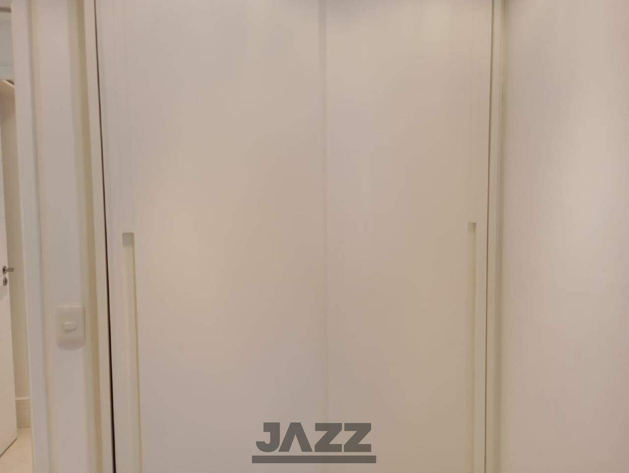 Apartamento à venda com 3 quartos, 141m² - Foto 13