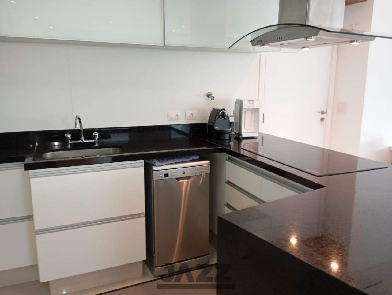 Apartamento à venda com 3 quartos, 141m² - Foto 10