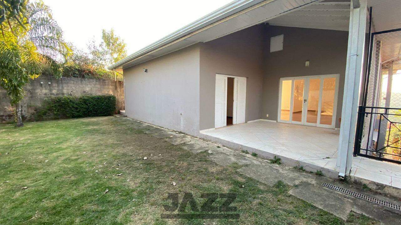 Casa de Condomínio à venda com 3 quartos, 242m² - Foto 18