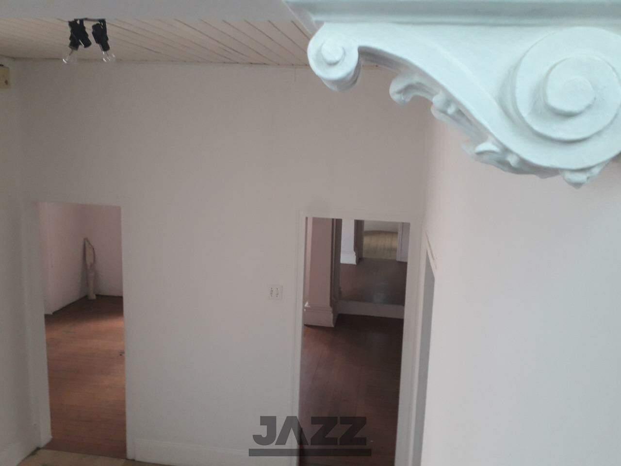 Casa à venda com 3 quartos, 270m² - Foto 11