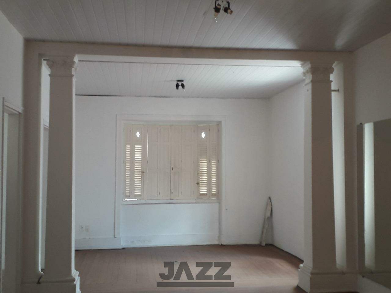 Casa à venda com 3 quartos, 270m² - Foto 8