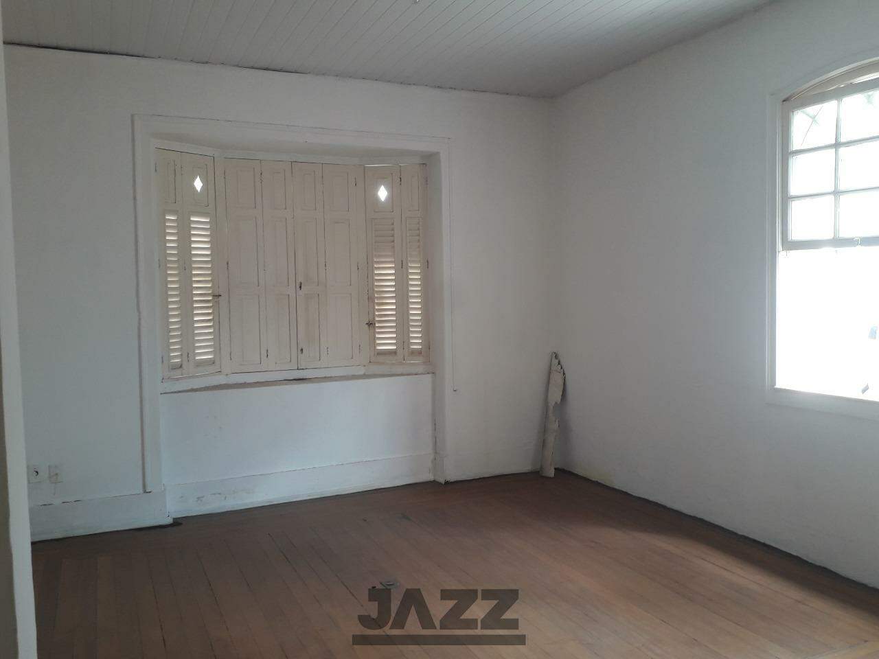 Casa à venda com 3 quartos, 270m² - Foto 28