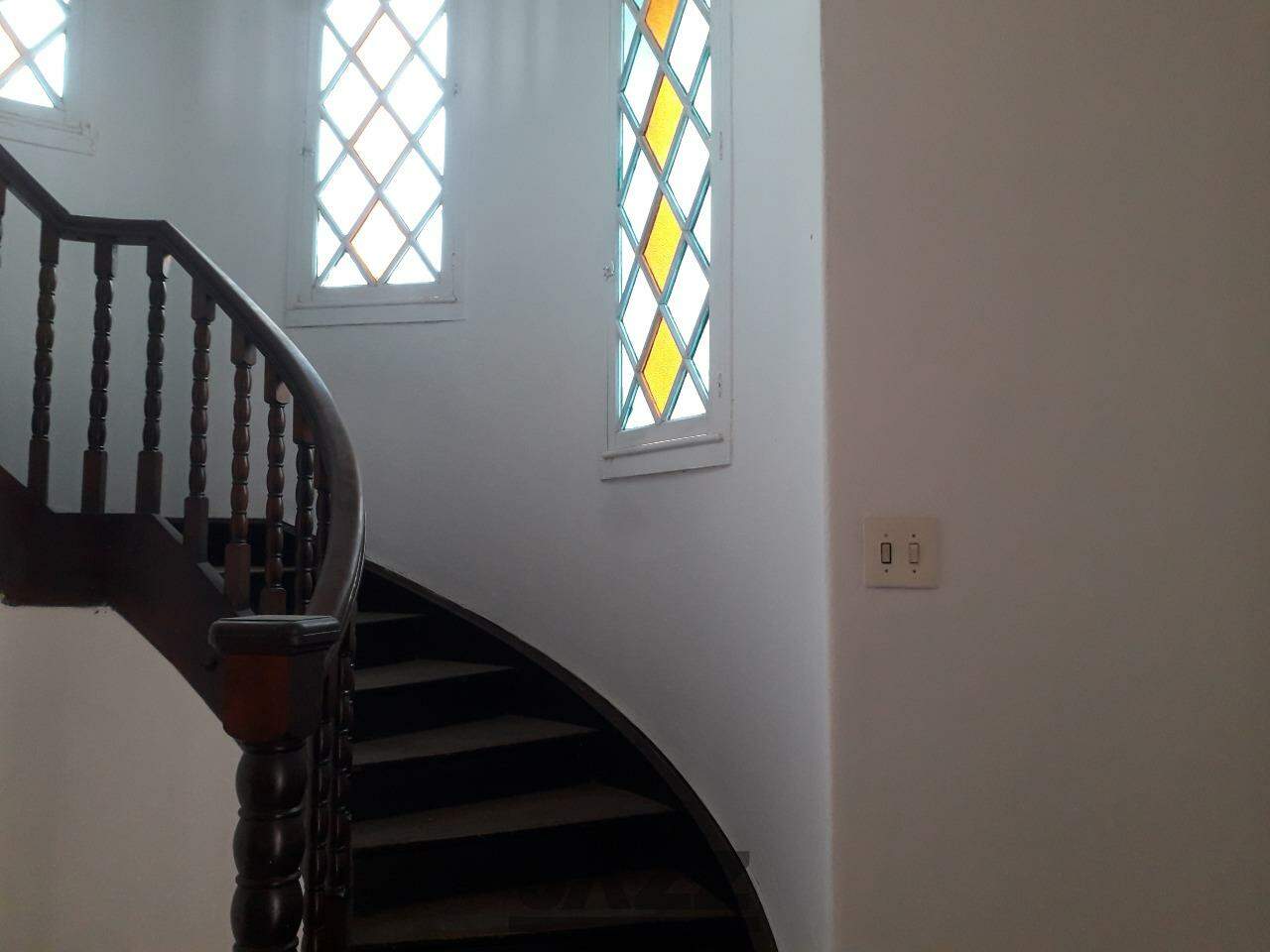 Casa à venda com 3 quartos, 270m² - Foto 18