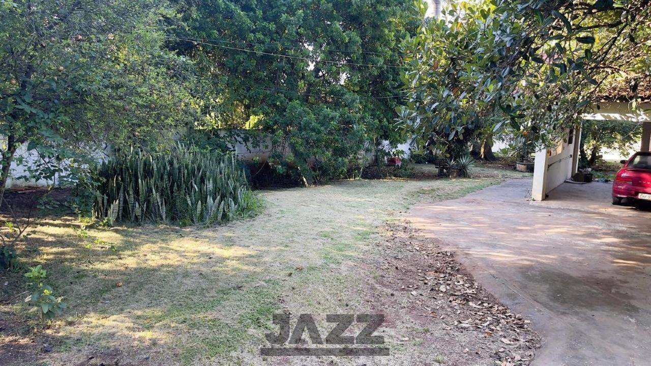 Terreno à venda com 3 quartos, 90m² - Foto 3