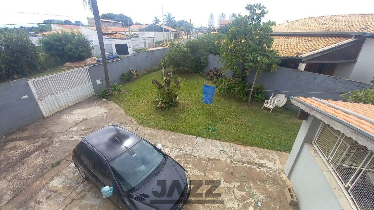 Casa à venda com 3 quartos, 200m² - Foto 26