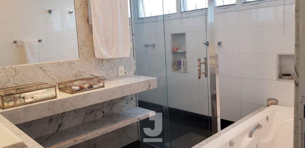 Casa de Condomínio à venda com 6 quartos, 600m² - Foto 9