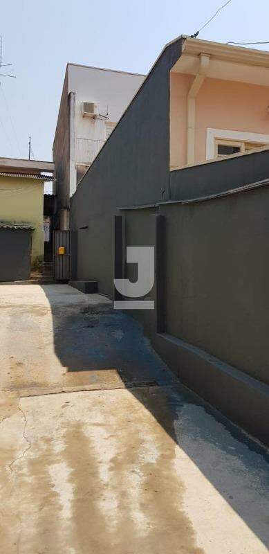 Casa à venda com 3 quartos, 296m² - Foto 13