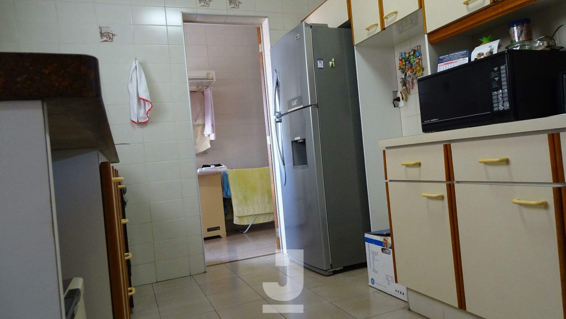 Apartamento à venda com 3 quartos, 147m² - Foto 8