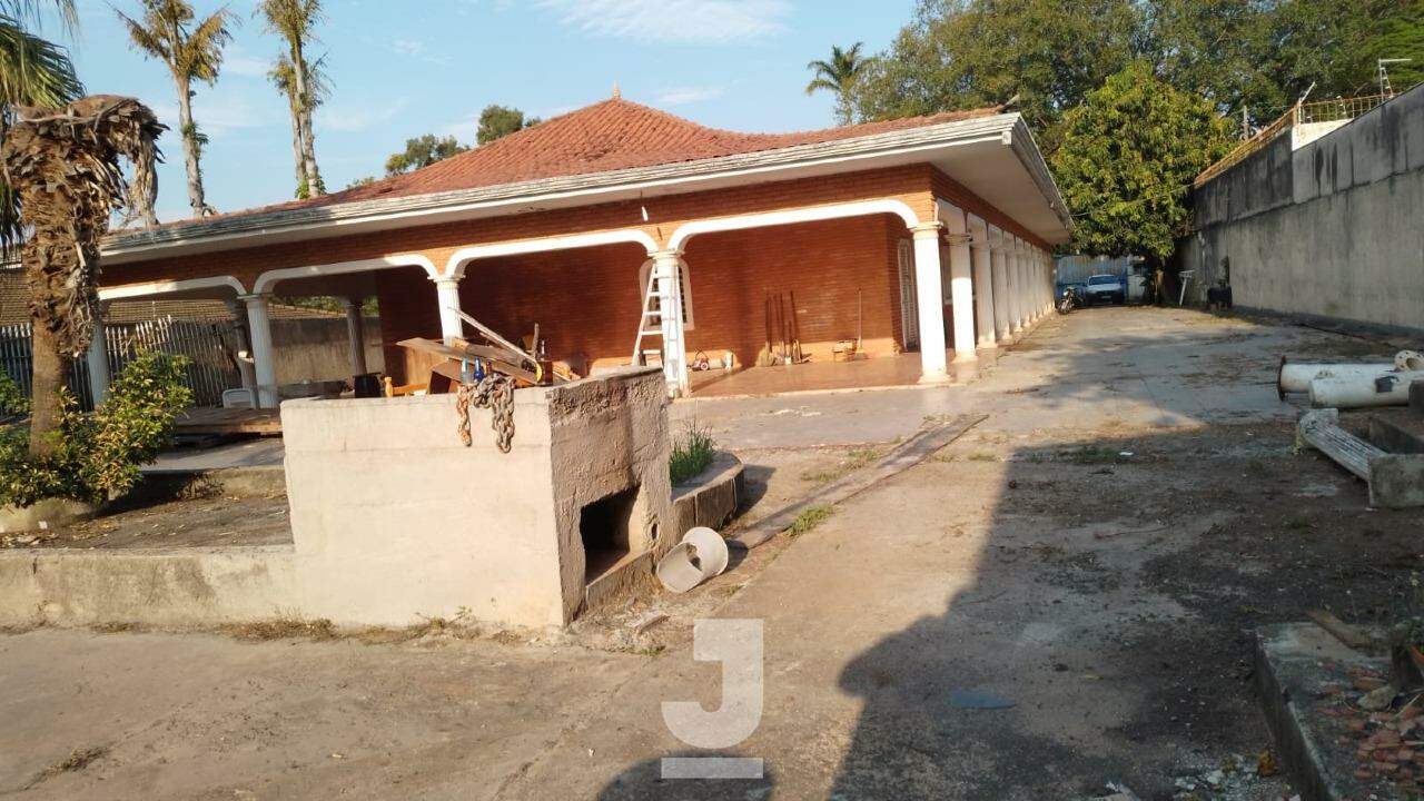 Casa à venda com 6 quartos, 620m² - Foto 3