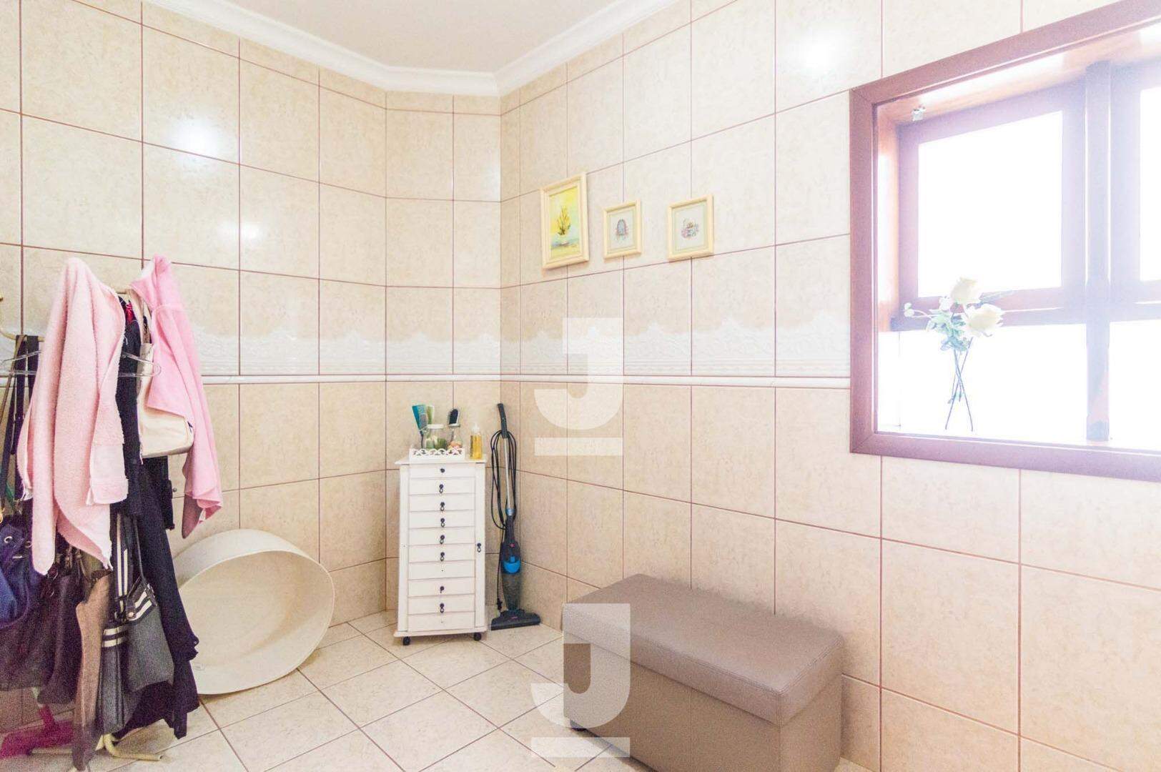 Casa de Condomínio à venda com 4 quartos, 338m² - Foto 21