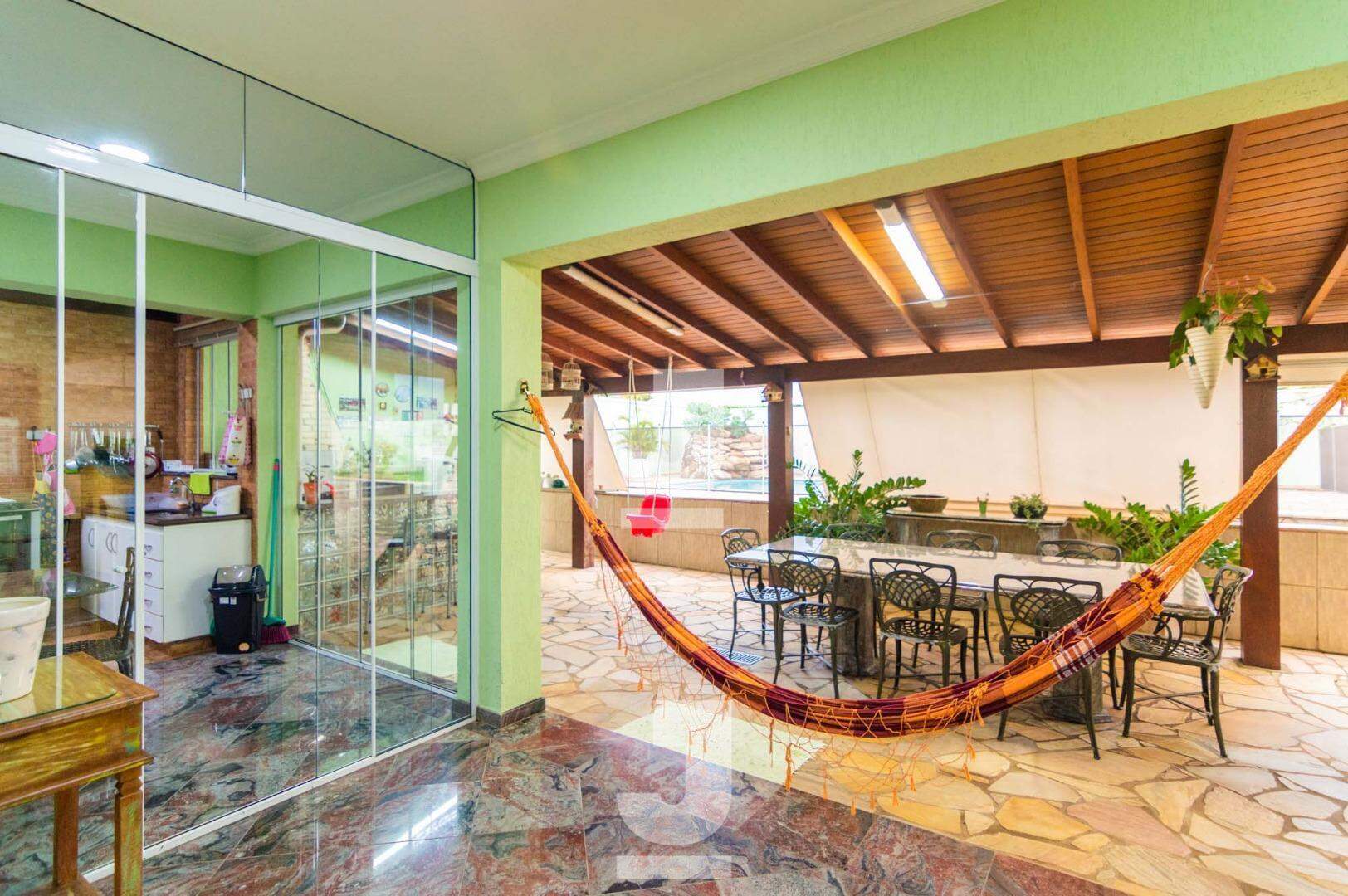 Casa de Condomínio à venda com 4 quartos, 338m² - Foto 42