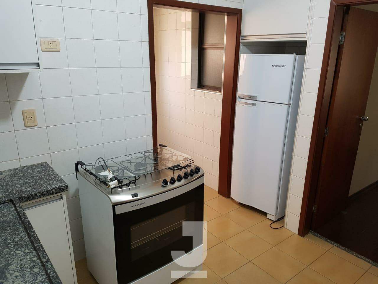 Apartamento à venda com 3 quartos, 107m² - Foto 15