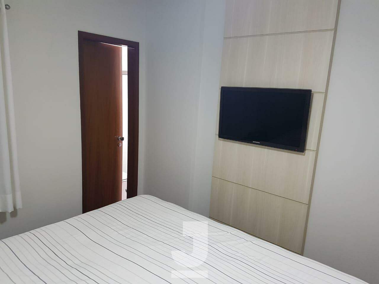 Apartamento à venda com 3 quartos, 107m² - Foto 8