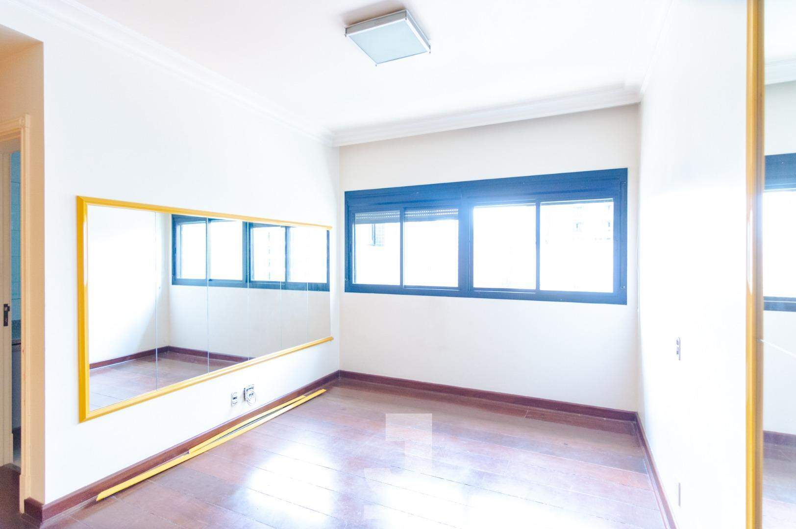 Apartamento à venda com 4 quartos, 317m² - Foto 13