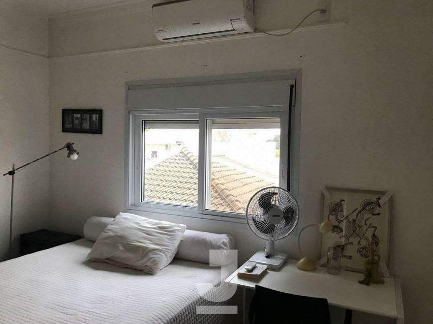 Casa de Condomínio à venda com 3 quartos, 230m² - Foto 12