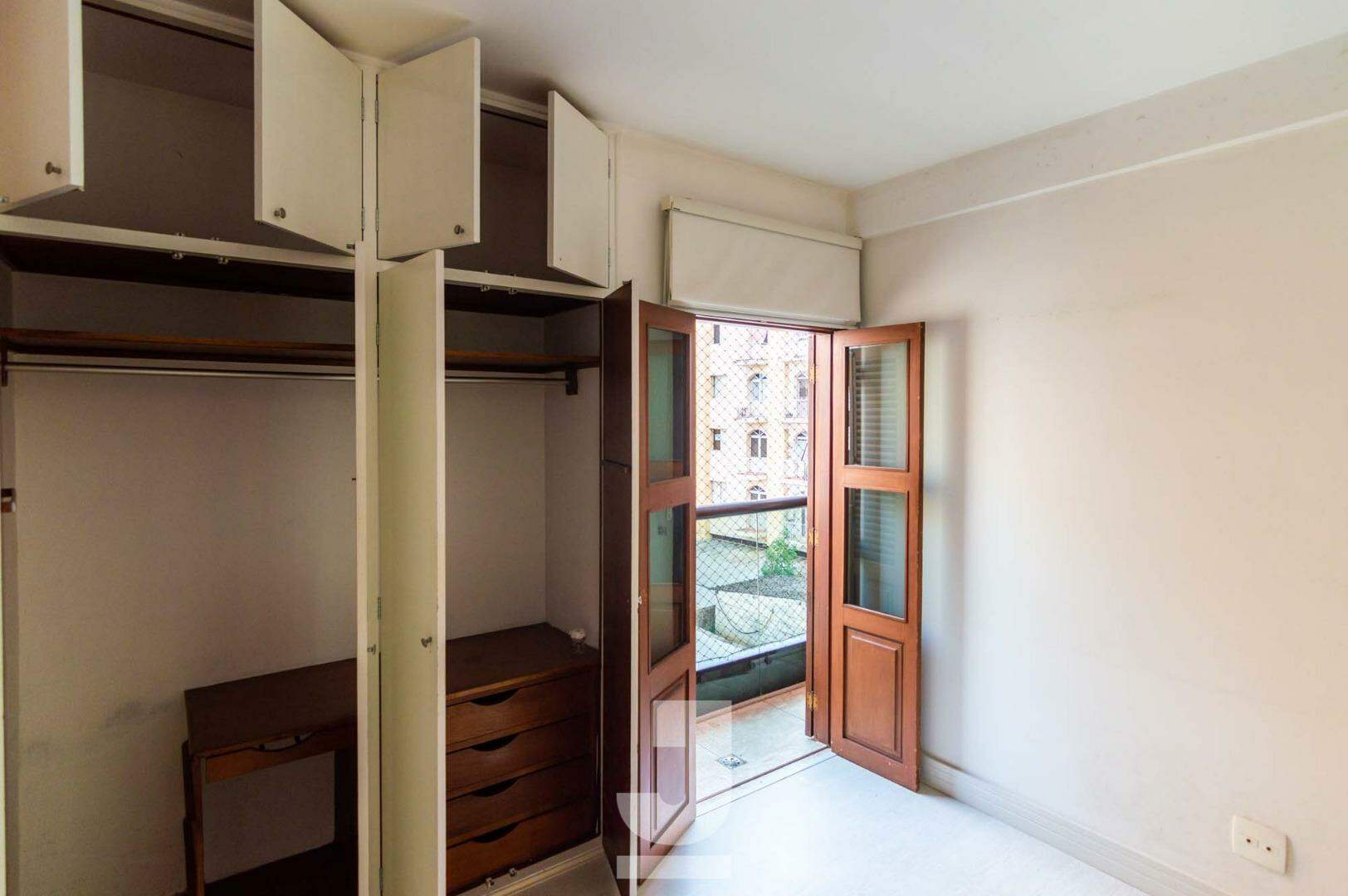 Apartamento à venda com 4 quartos, 145m² - Foto 18