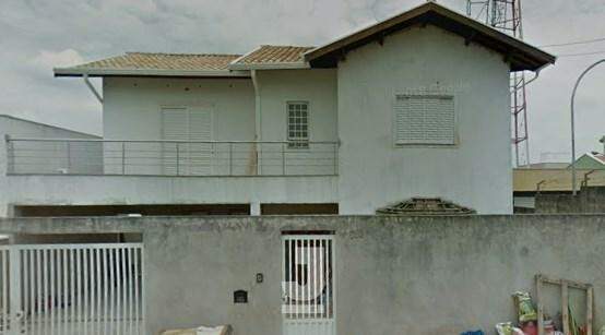 Casa à venda com 5 quartos, 350m² - Foto 1