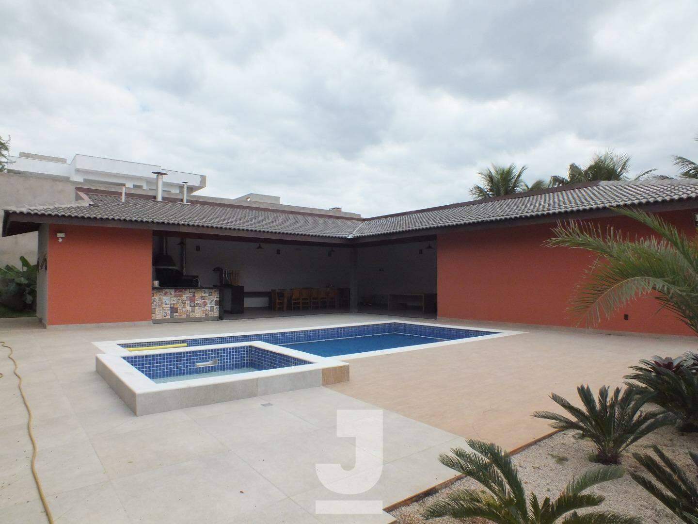 Casa de Condomínio à venda com 4 quartos, 430m² - Foto 1