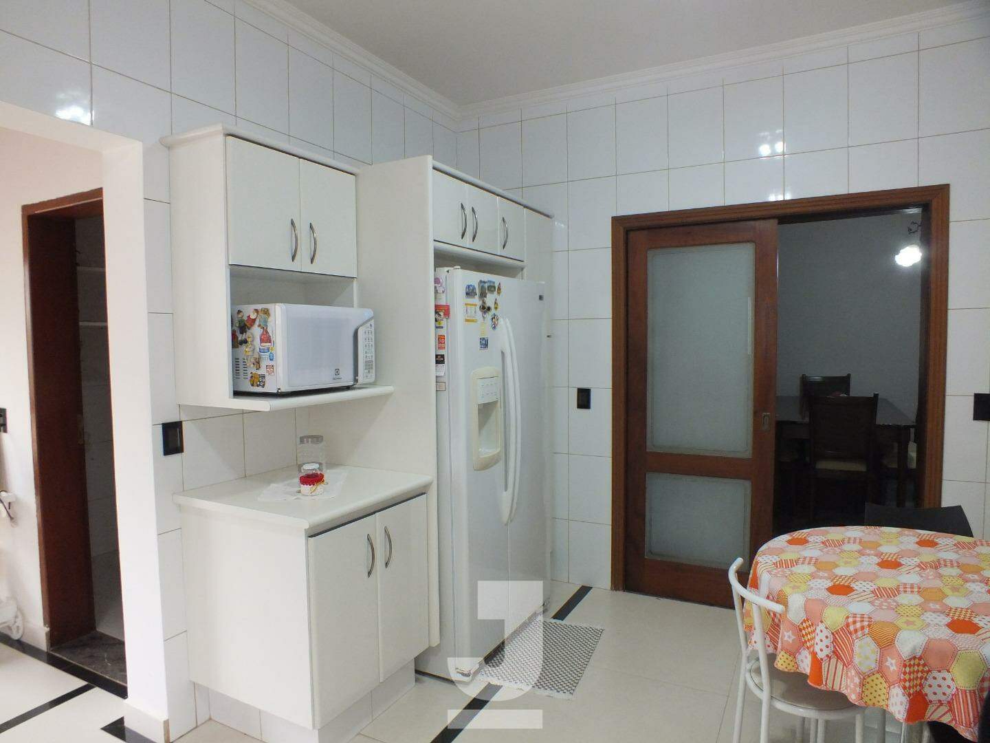 Casa de Condomínio à venda com 4 quartos, 430m² - Foto 31