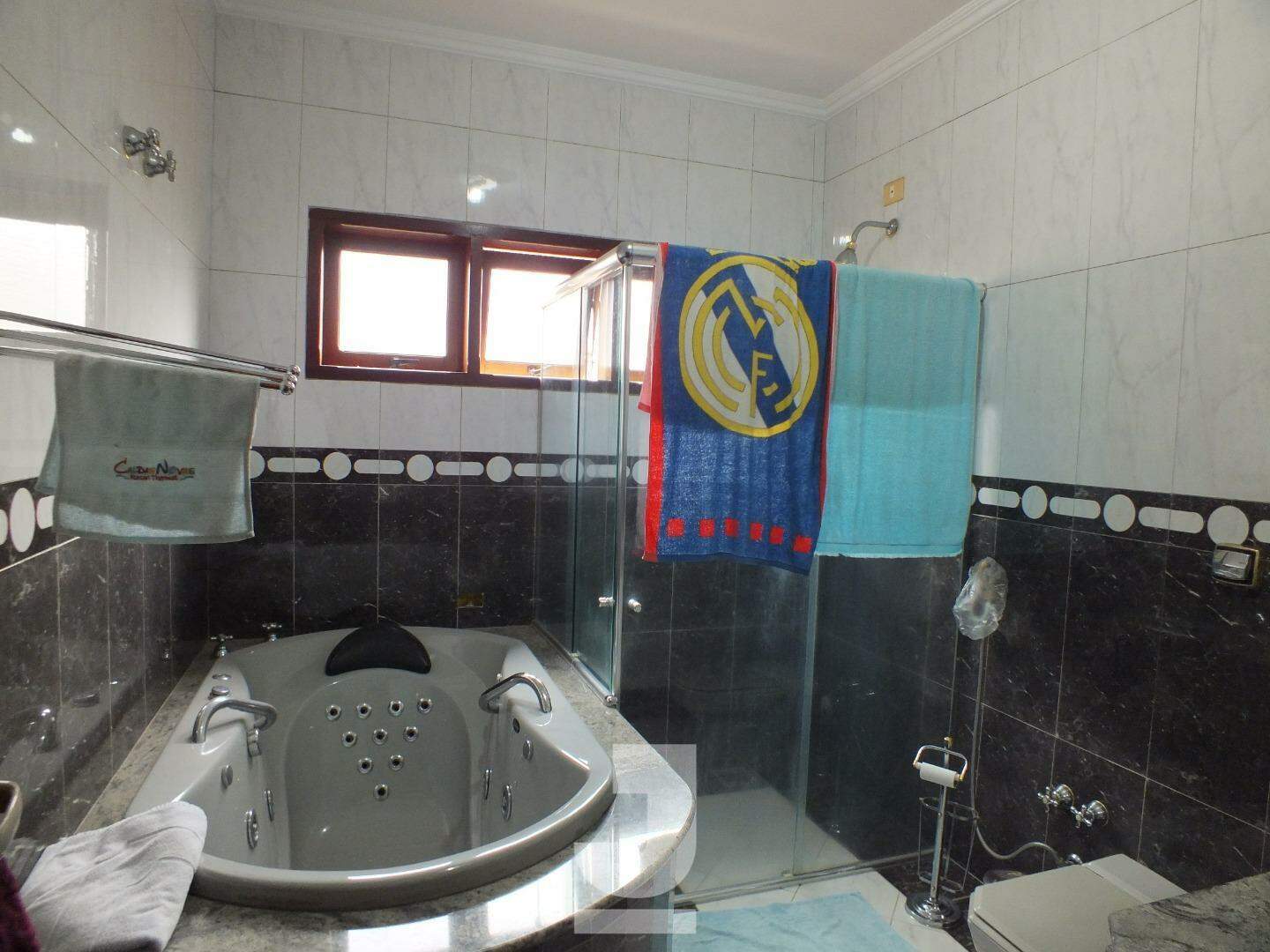 Casa de Condomínio à venda com 4 quartos, 430m² - Foto 23