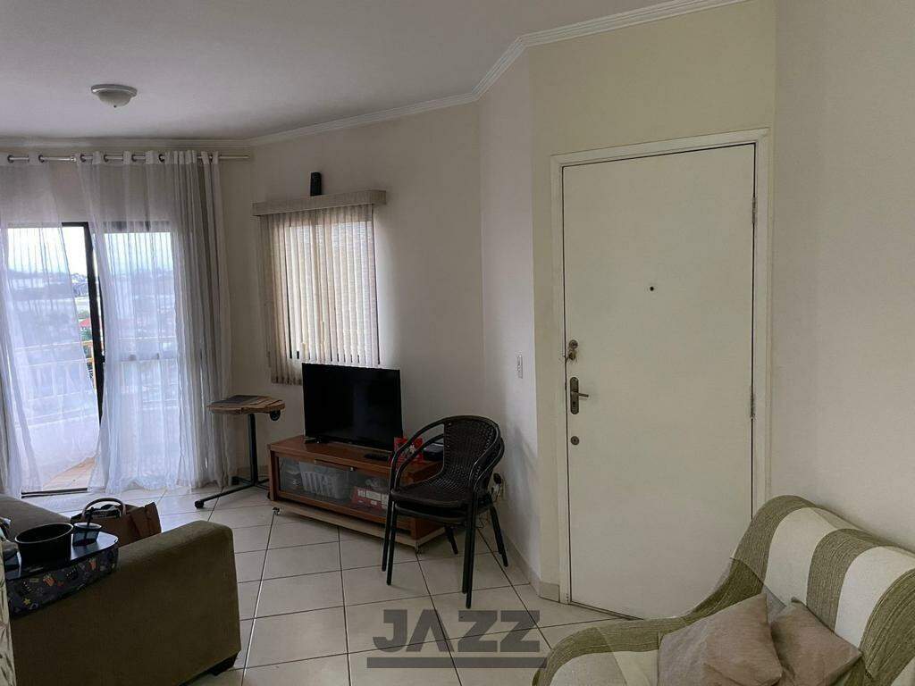 Apartamento à venda com 2 quartos, 72m² - Foto 3