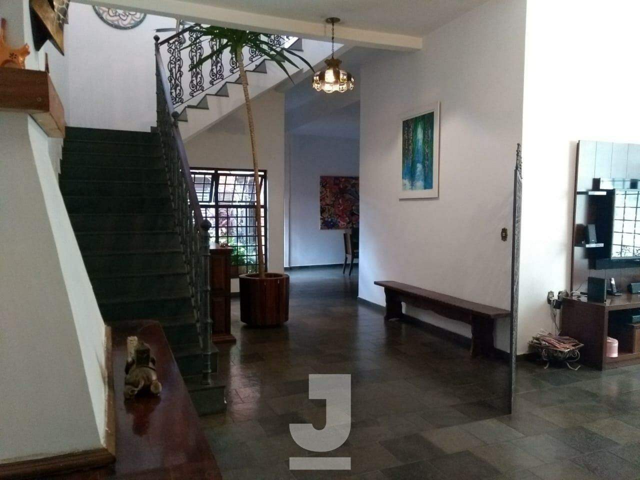 Casa à venda com 5 quartos, 435m² - Foto 2