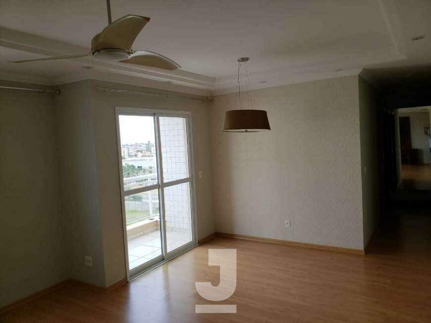 Apartamento à venda com 3 quartos, 81m² - Foto 2