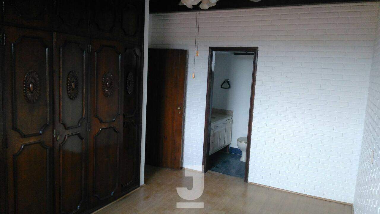 Casa à venda com 4 quartos, 250m² - Foto 18