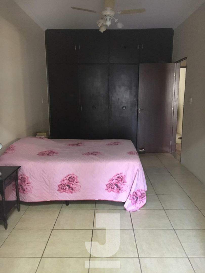 Casa à venda com 2 quartos, 206m² - Foto 14