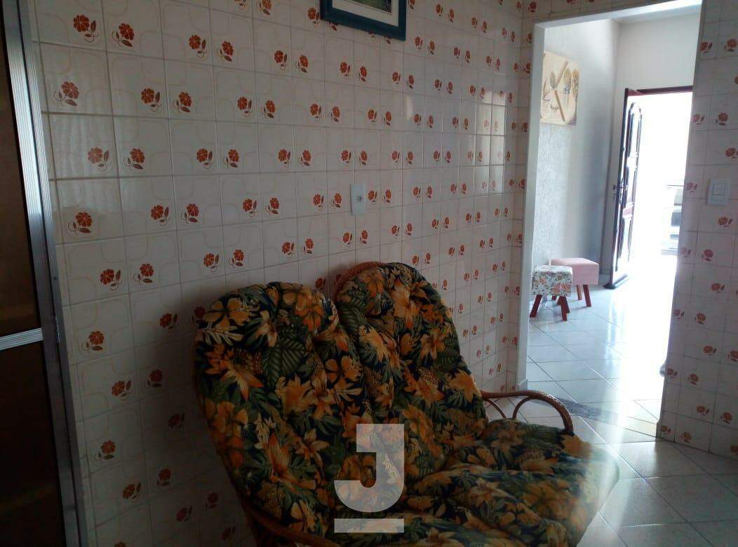 Casa à venda com 4 quartos, 200m² - Foto 16