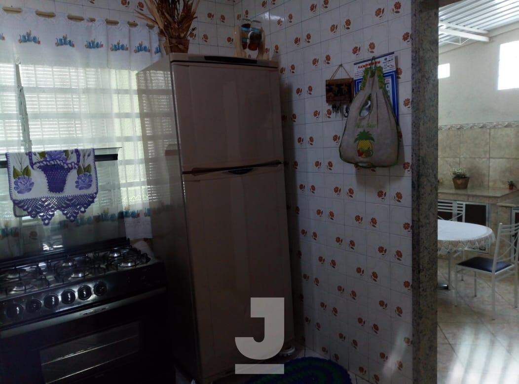 Casa à venda com 4 quartos, 200m² - Foto 15