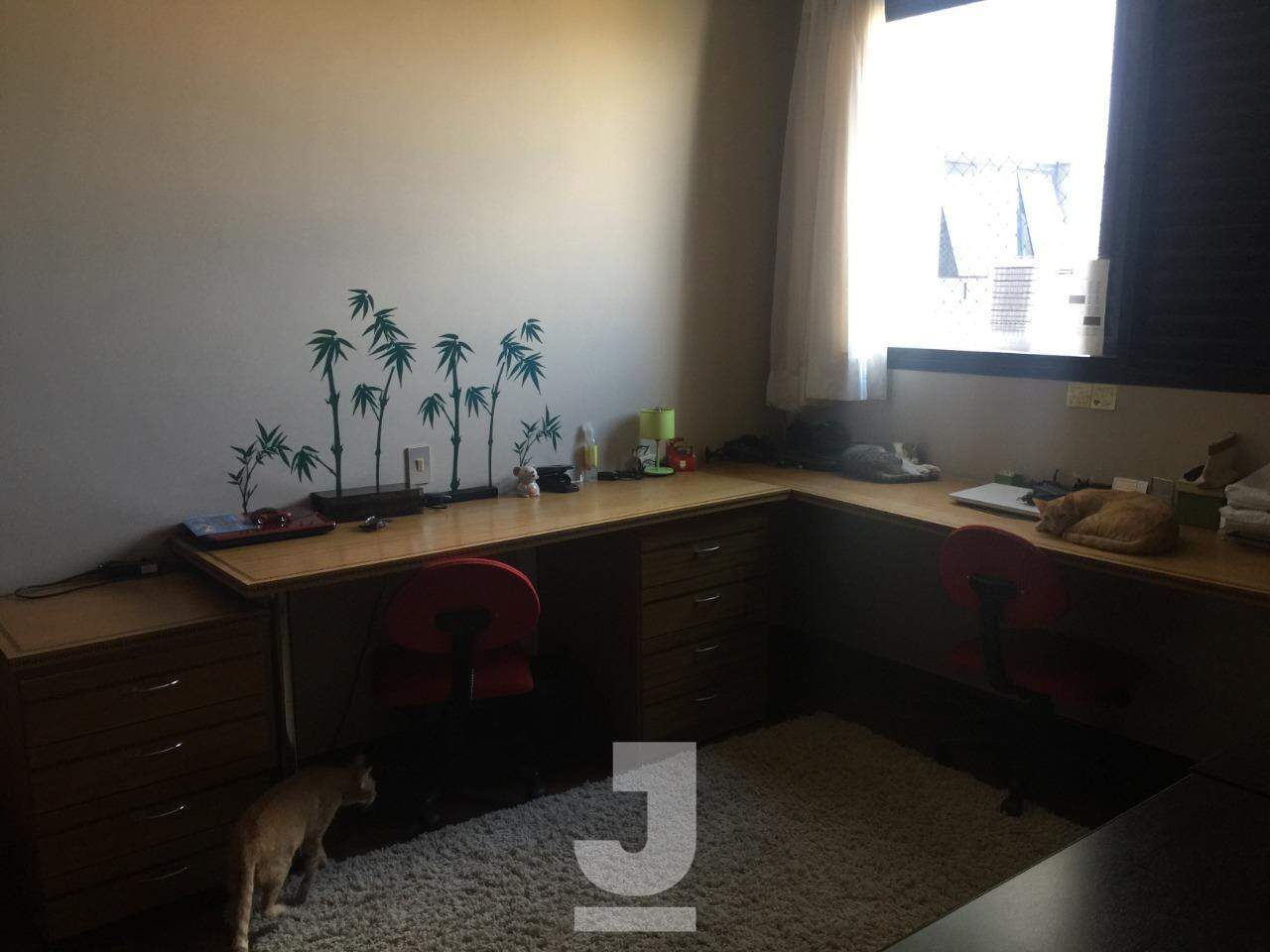 Apartamento à venda com 4 quartos, 256m² - Foto 26