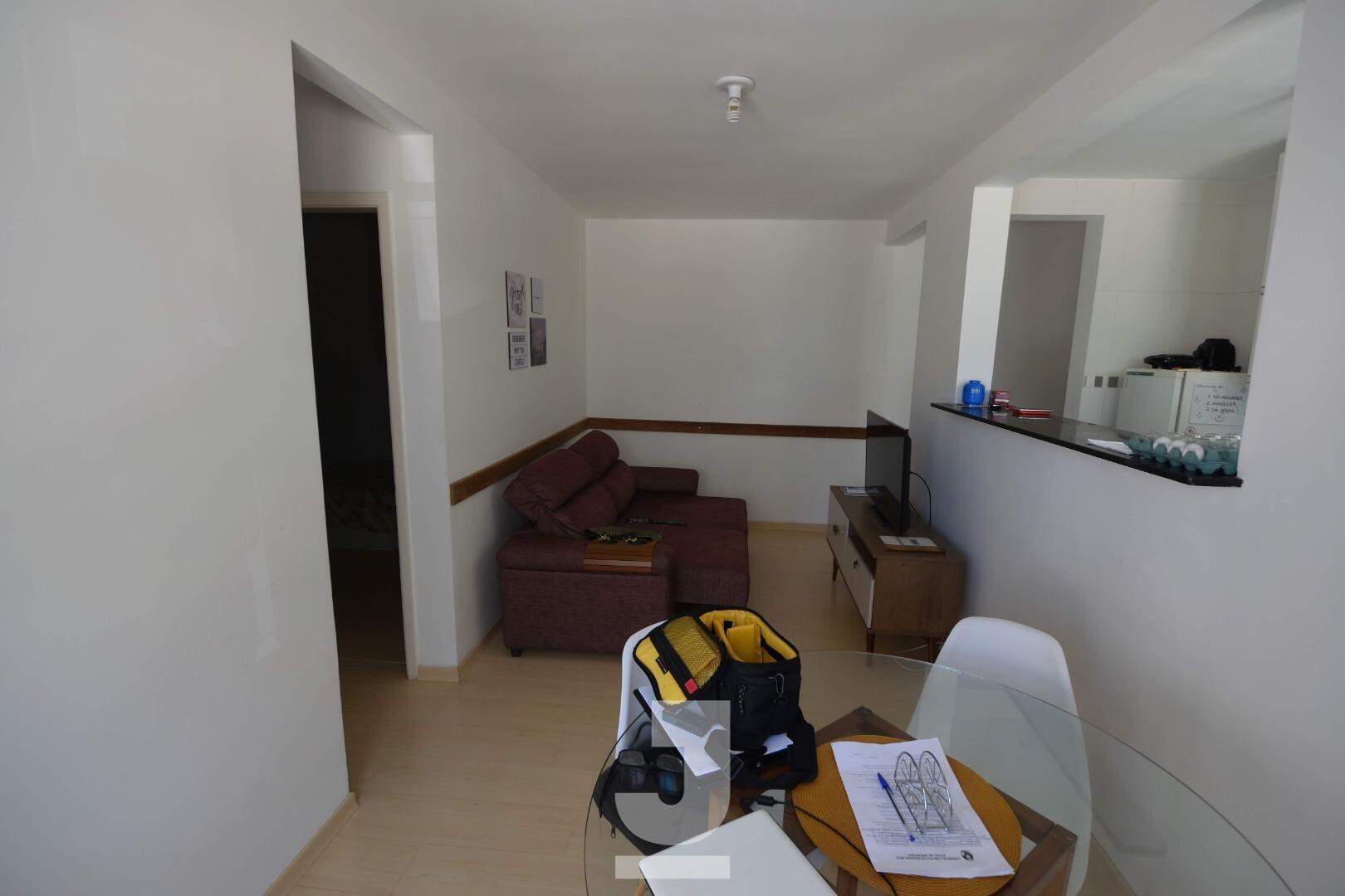 Apartamento à venda com 3 quartos, 68m² - Foto 2