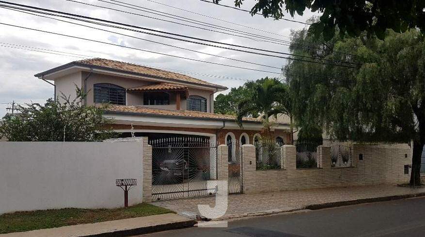 Casa à venda com 3 quartos, 210m² - Foto 5