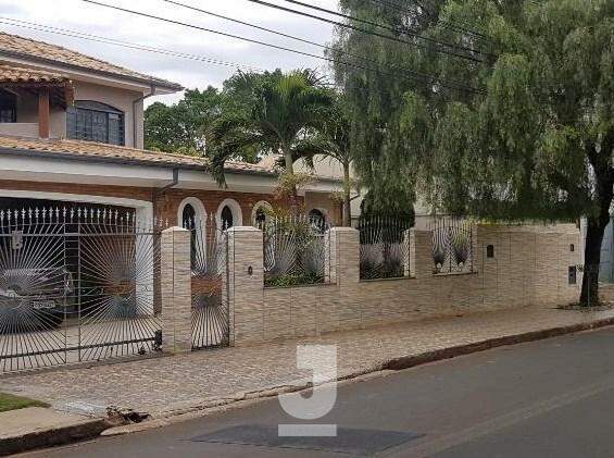 Casa à venda com 3 quartos, 210m² - Foto 6