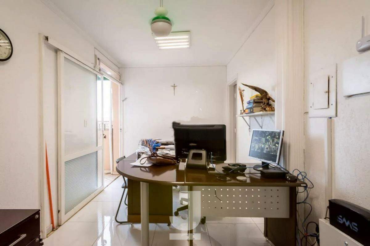 Casa à venda com 1 quarto, 470m² - Foto 6