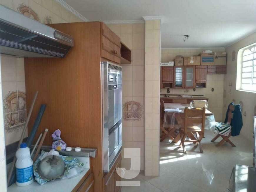 Casa à venda com 4 quartos, 335m² - Foto 17