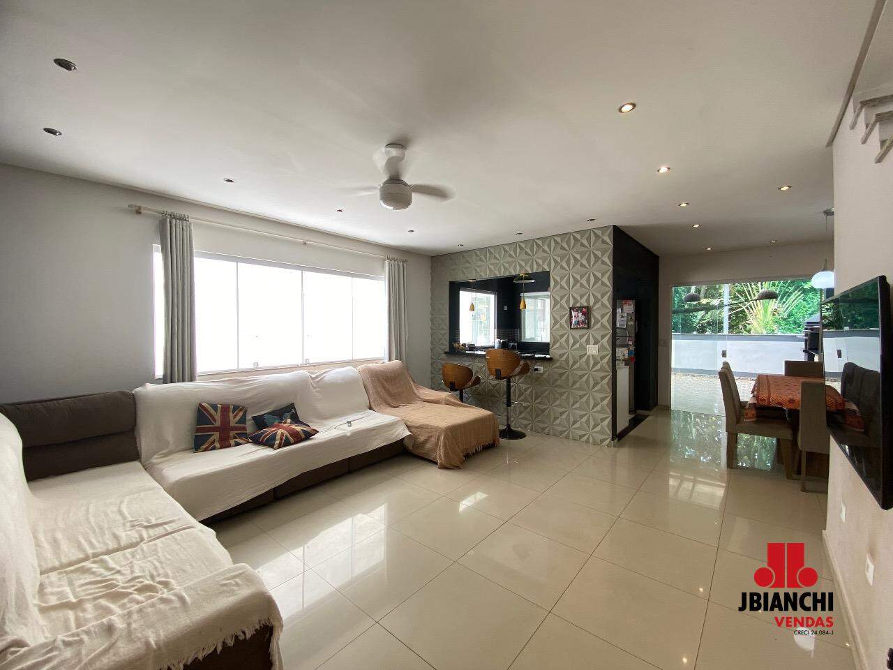 Sobrado à venda no Villa Di Cesar: 