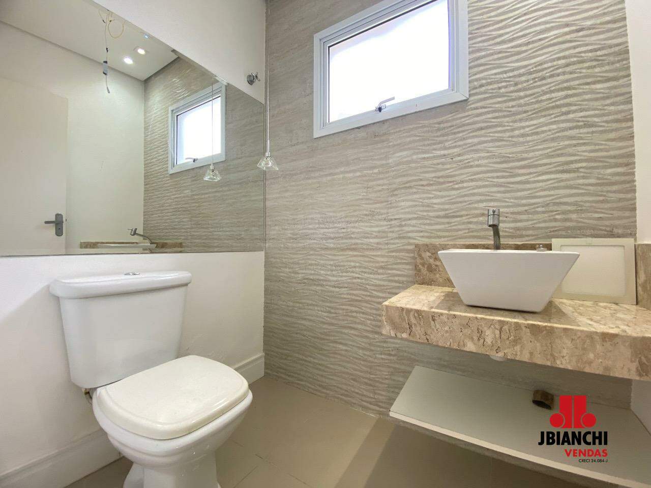 Sobrado à venda no Villa Di Cesar: 