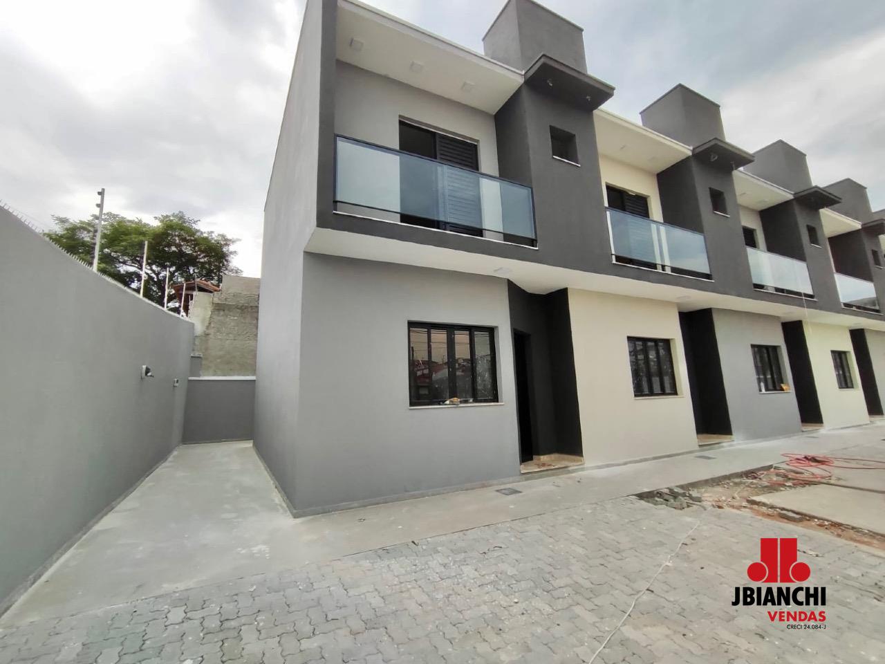 Sobrado em Condomínio à venda no Jardim Universo: 