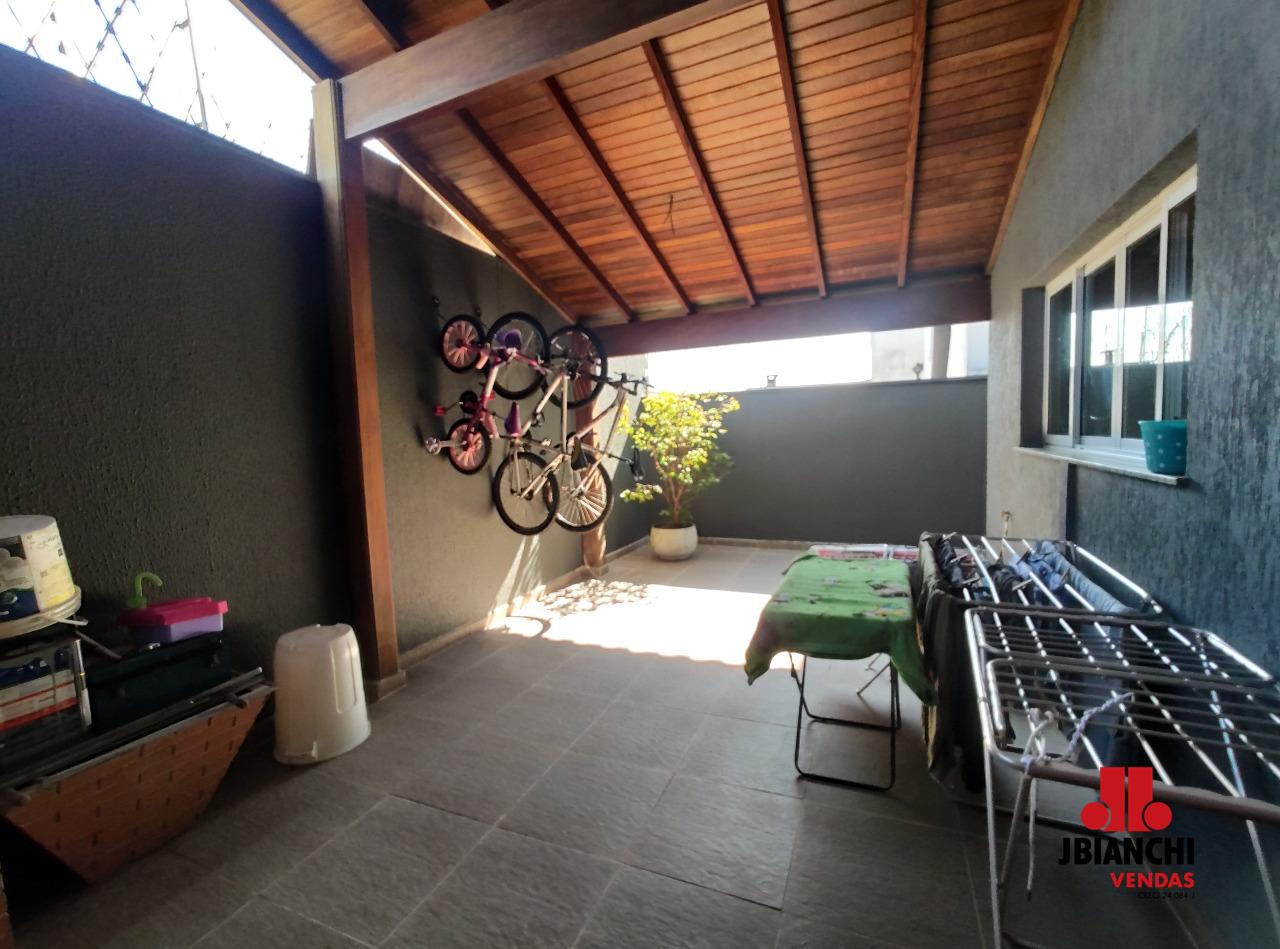 Sobrado à venda no Vila Moraes: QUINTAL DOS FUNDOS