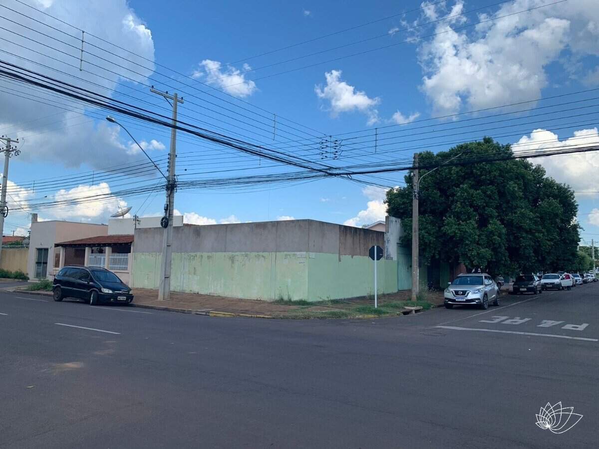 Terreno à venda no Vila Nova: 