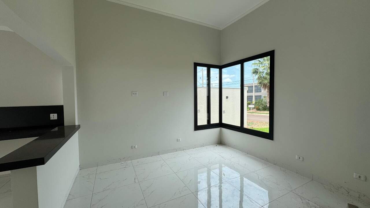 Casa em Condomínio à venda no Costa Leste Loteamento Fechado: