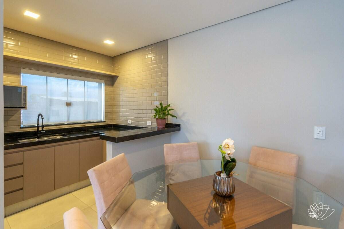 Prédio Comercial à venda no Centro: 