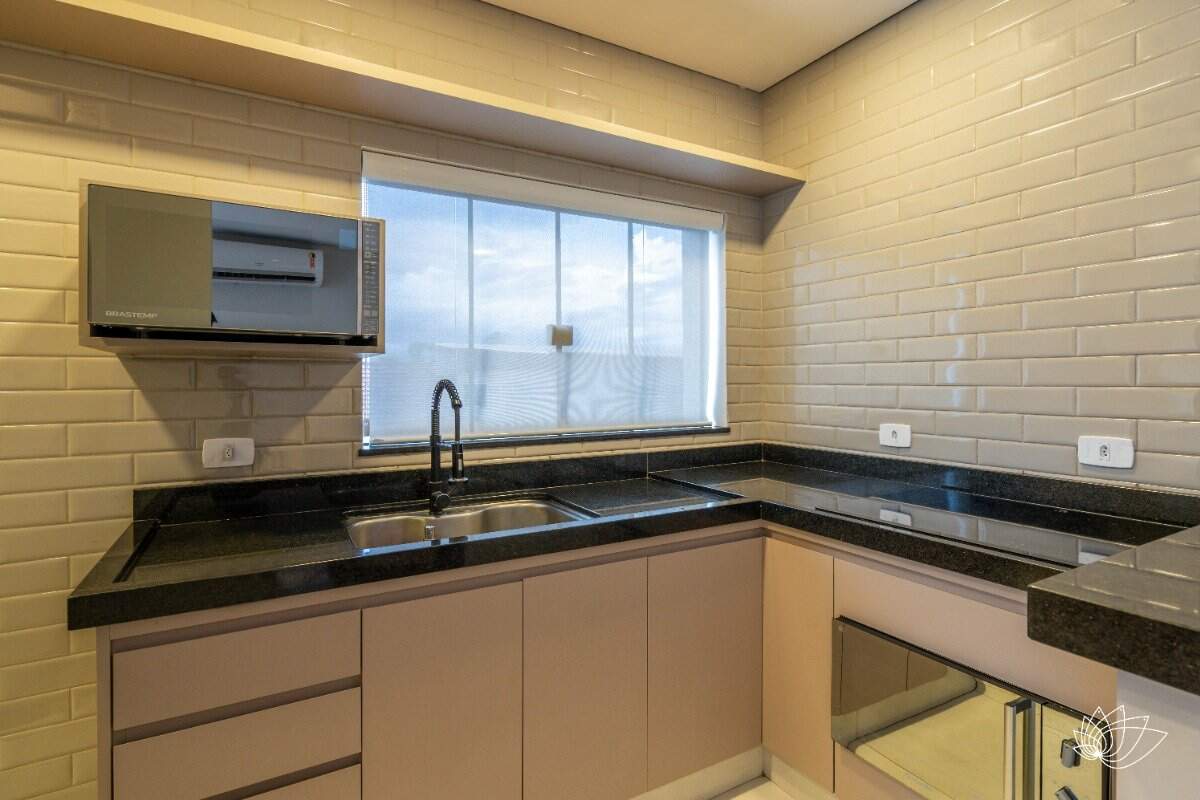 Prédio Comercial à venda no Centro: 