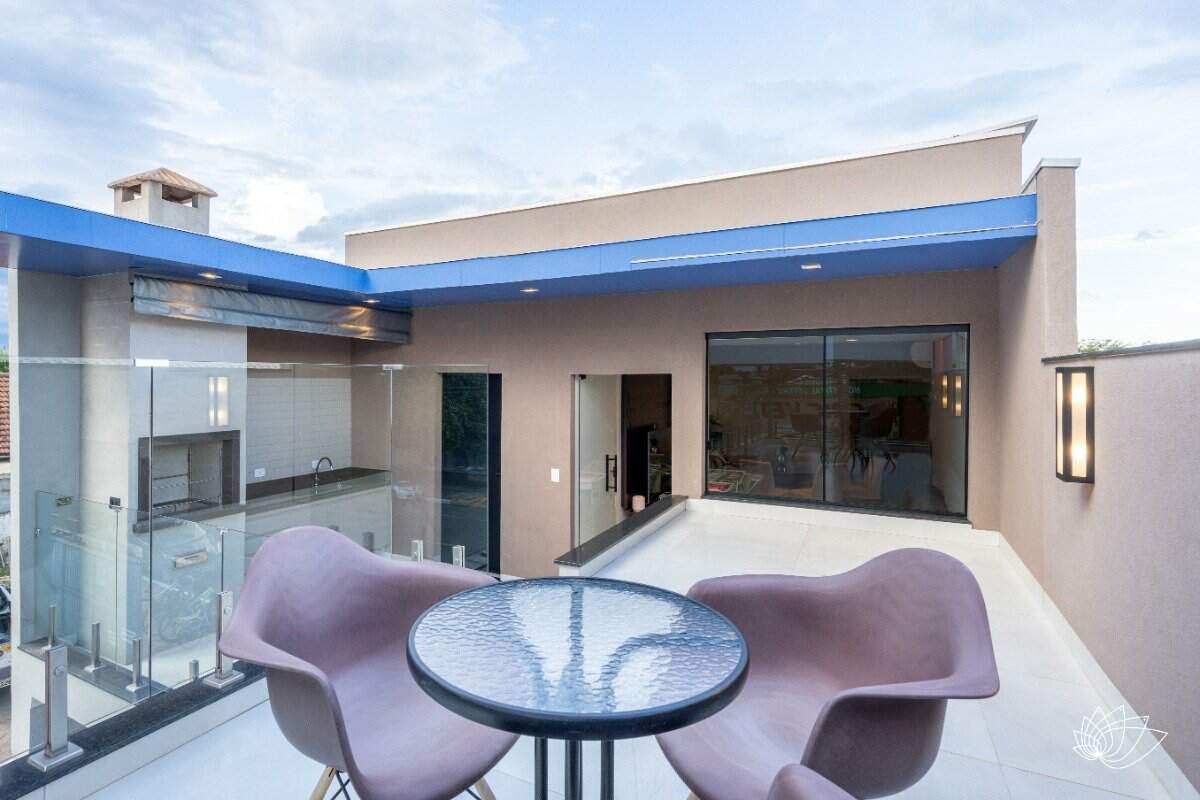 Prédio Comercial à venda no Centro: 