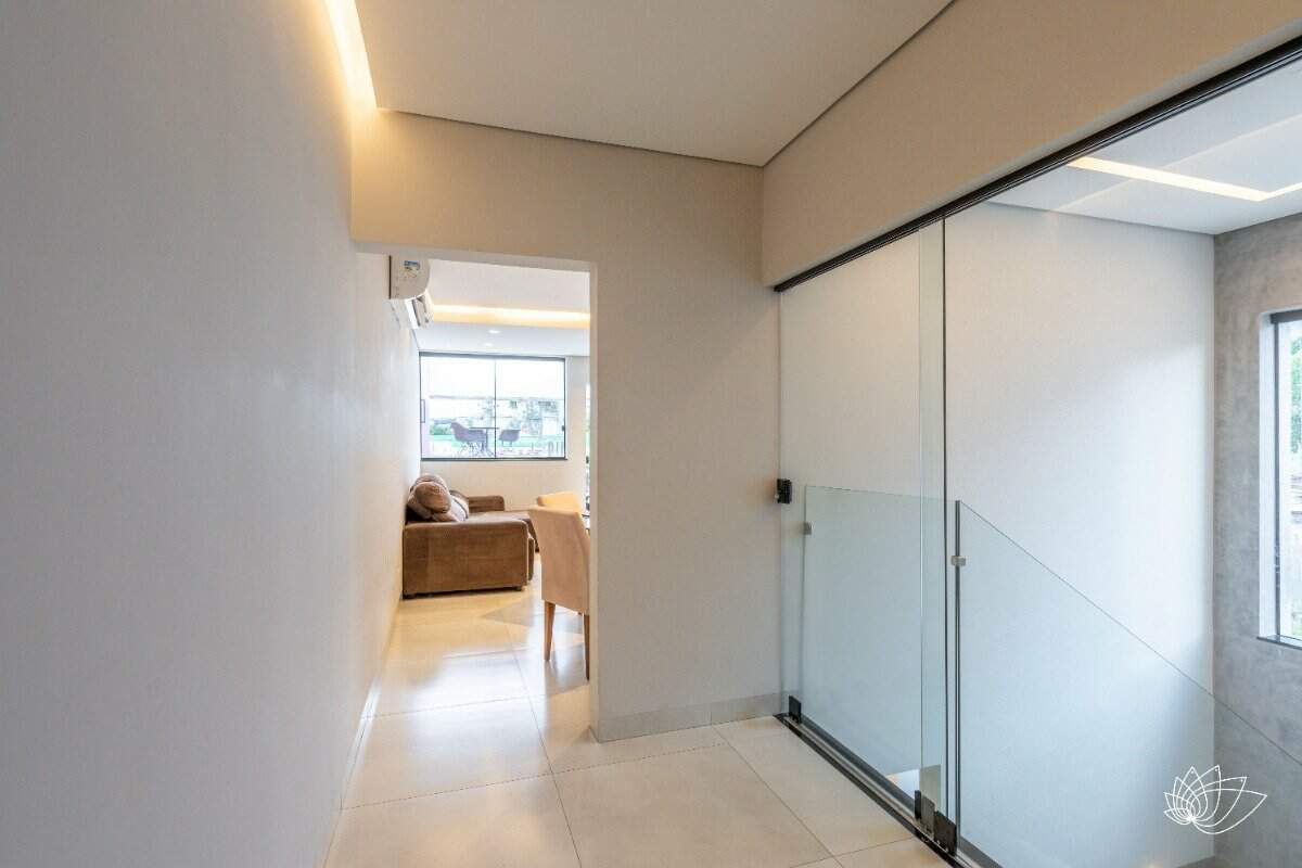 Prédio Comercial à venda no Centro: 