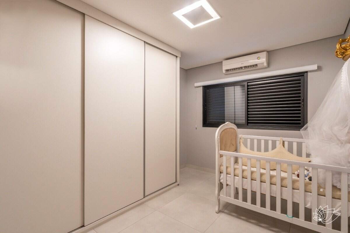 Prédio Comercial à venda no Centro: 