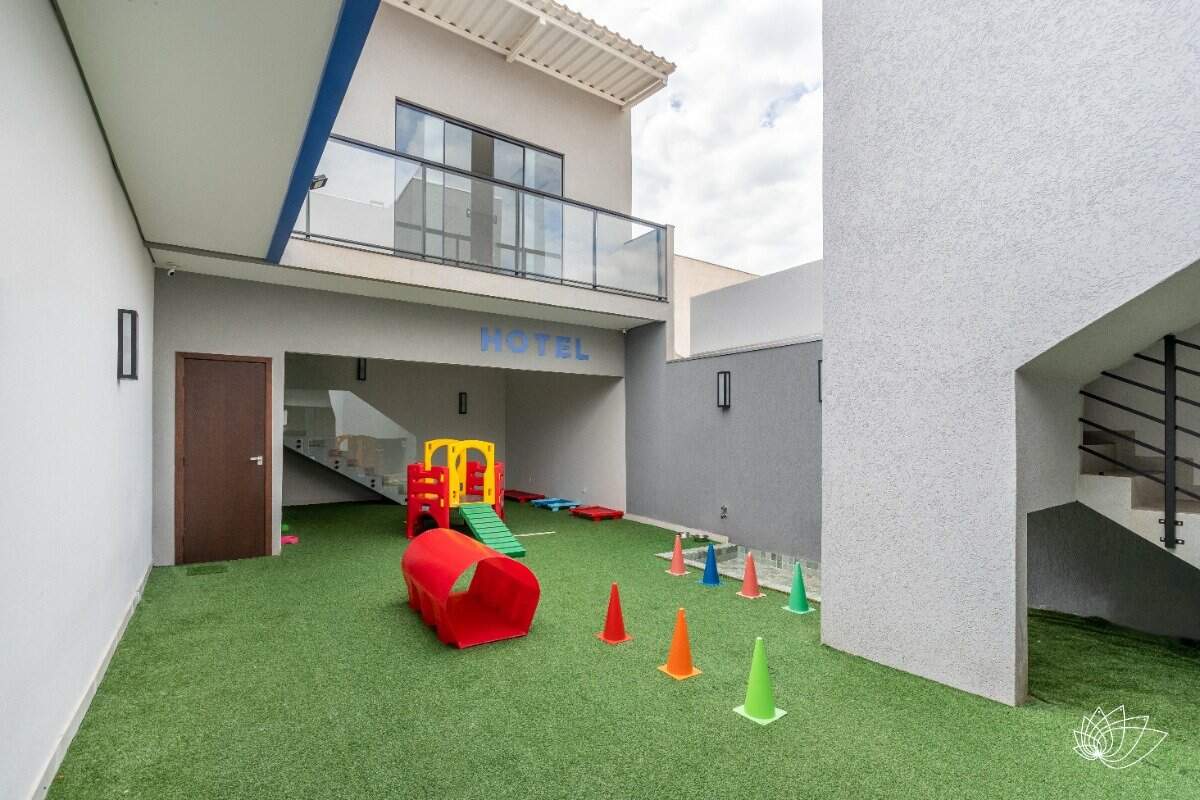 Prédio Comercial à venda no Centro: 