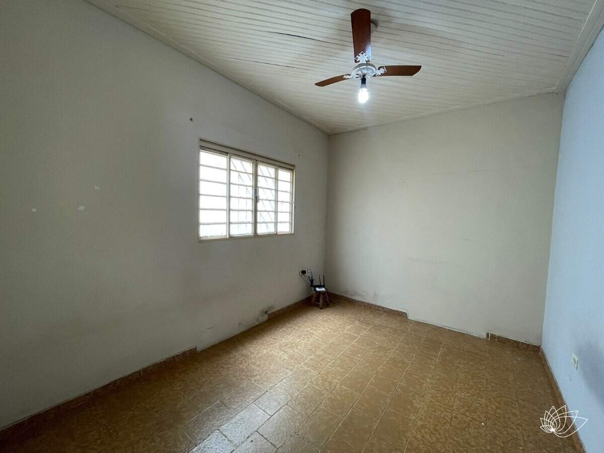 Prédio Comercial à venda no Centro: